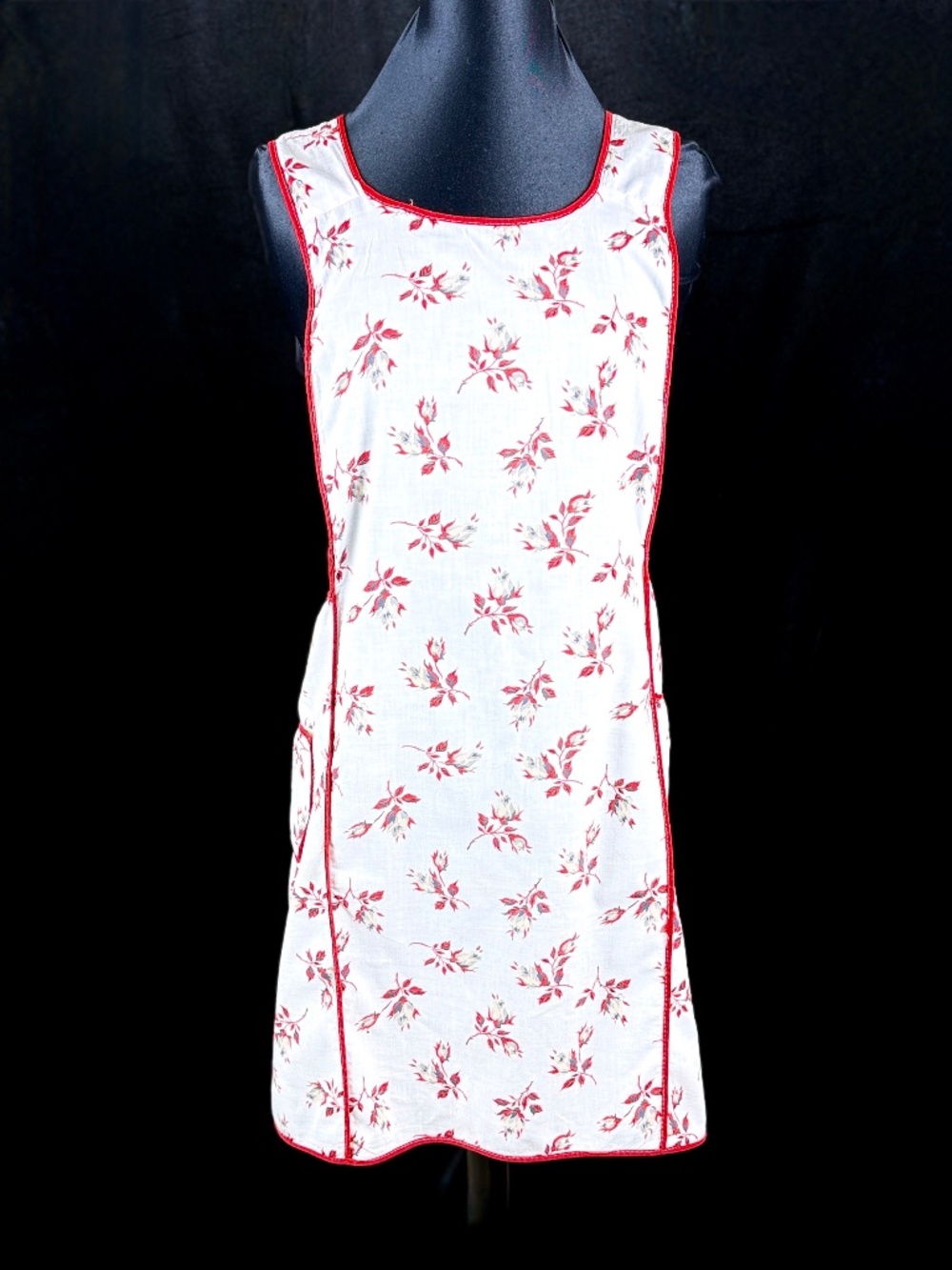 Vintage 1950s Kitchen Pinafore Apron Rose Buds Red Trim Cotton Calico